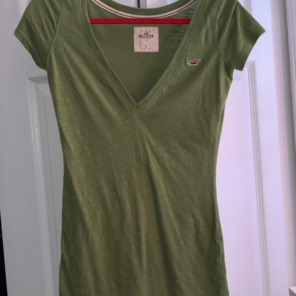 Hollister Green short sleeve shirt